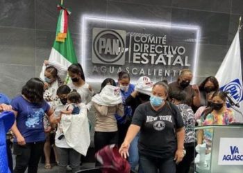 Renuncia Ricardo Leos y 300 militantes de Morena en Aguascalientes