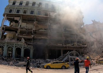 Al menos 22 muertos dejó la explosión de un hotel en La Habana 