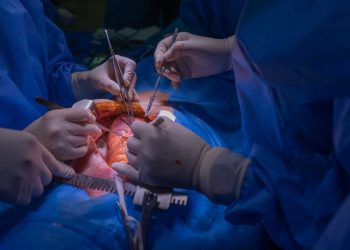 Sexto trasplante de corazón en La Raza este 2022