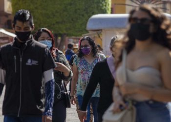 Uso del cubrebocas ya es voluntario en Puebla