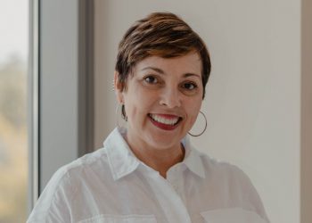 Avanzan mujeres en la manufactura Industrial