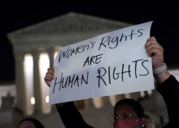 Revista acusa a Tribunal Supremo de Estados Unidos de ignorar la ciencia sobre el aborto