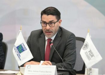 Los ciudadanos confiamos menos en partidos políticos, policías y cámaras de diputados y senadores: Franco Barrios