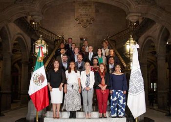 Sheinbaum sostiene reunión de cabildo con 14 alcaldes de CDMX