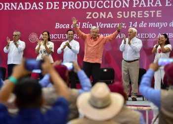 López Obrador asegura que apoyará más que nunca a productores del campo
