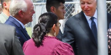 Biden visita la escuela de Texas donde murieron 19 niños y dos maestras
