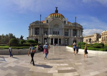 Se esperan clima cálido y lluvias para este viernes en la CDMX