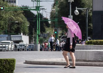 Activan alerta amarilla por clima muy caluroso en CDMX