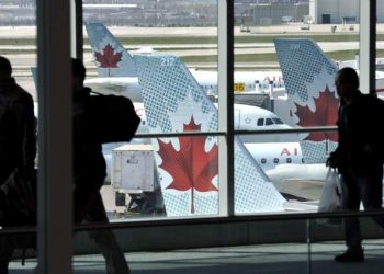 Canadá seguirá exigiendo vacunación contra COVID en viajeros internacionales
