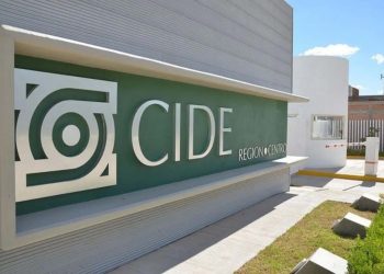 Solo se suspendió la próxima generación de la licenciatura en políticas públicas, iniciará un nuevo proceso para aumentar el número de alumnos: Zwitser