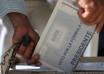 Alrededor del 45% de los colombianos no salieron a votar, los candidatos tendrían ahí su margen para incrementar sus cifras: Villar