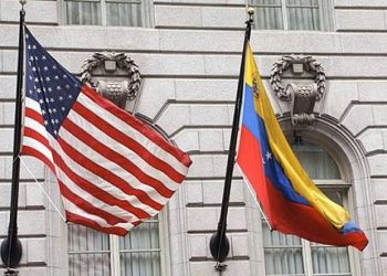 Estados Unidos levanta algunas sanciones económicas contra Venezuela