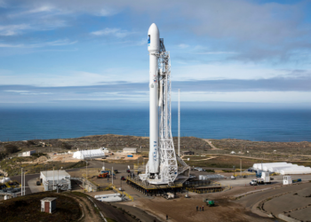 Misión de vuelo compartido de SpaceX tiene también un propósito funerario