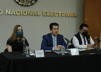Presentan INE y UNAM el sitio Voto Informado 2022
