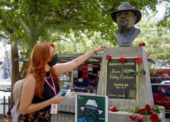 Protestan a cinco años del asesinato del periodista Javier Valdez