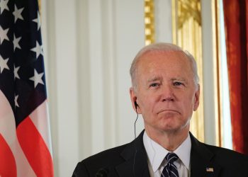 Joe Biden promete intervenir militarmente si China ataca Taiwán