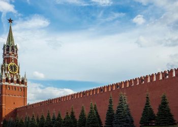 Kremlin espera que Ucrania asuma la situación real y acepte sus exigencias