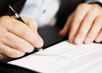 Hay varias alertas para detectar fraudes laborales: Arita