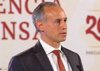 México registra en promedio un fallecimiento diario por COVID-19: López-Gatell