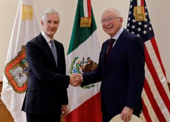 Alfredo del Mazo se reúne con el embajador de Estados Unidos, Ken Salazar