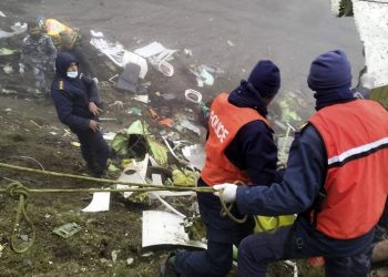 Recuperados los cadáveres de las 22 víctimas del accidente de avión en Nepal