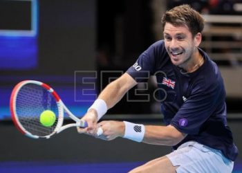 Cameron Norrie se corona en Lyon ante Alex Molcan