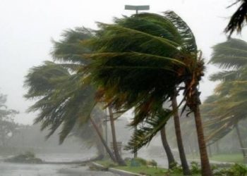 Suspenden clases en zonas de riesgo de Oaxaca por paso del huracán Agatha
