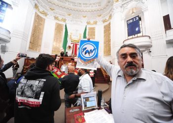 Congreso de la CDMX guarda minuto de silencio en memoria de víctimas del colapso de la L12