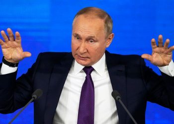 Putin acusa a Occidente de sacrificar al resto del mundo y crear crisis global