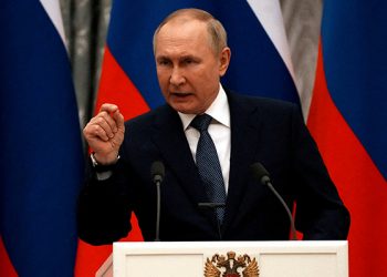 Putin prohíbe operaciones con compañías y personas sancionadas por Rusia