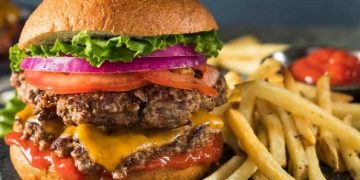 Día internacional de la Hamburguesa; datos que no conocías de esta delicia