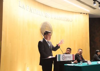 Se debe fortalecer la enfermería nacional: Emmanuel Reyes