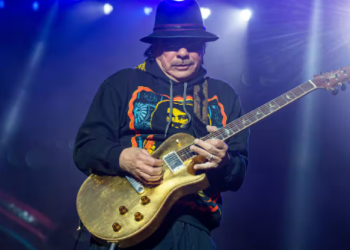 Carlos Santana protagonizará documental sobre su carrera con temas inéditos