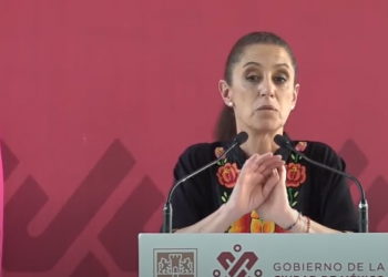 Sheinbaum desmiente versiones de periodistas y asegura que continuará al frente del gobierno capitalino