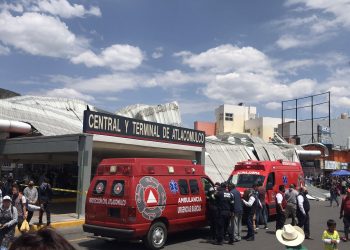 Se desploma techo de Terminal de Autobuses de Atlacomulco