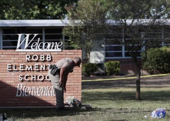 Gobierno de Estados Unidos investigará la respuesta policial al tiroteo de Texas