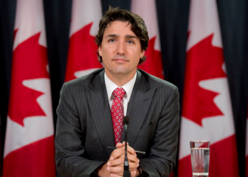 Trudeau presenta un proyecto para congelar la compra de armas en Canadá