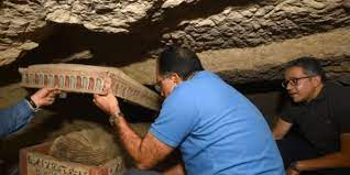 Hallan más de 80 tumbas de diferentes estilos en el sur de Egipto