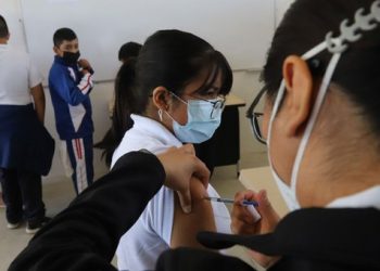 Hoy inicia la vacunación contra COVID  a menores de 12, 13 y 14 años, aquí los detalles