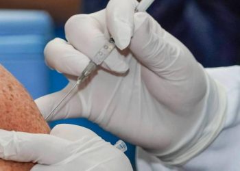 OMS: Cuarta dosis solo debe ser para gente inmunodeprimida y mayor