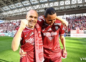 Iniesta conduce la primera victoria del Vissel Kobe