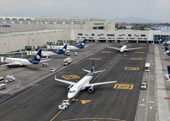Pese al incidente registrado el sábado en el AICM, el SINACTA afirmó que es seguro volar