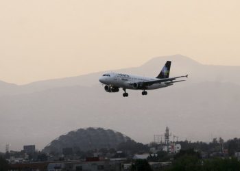 Implementaremos adecuaciones que eviten incidentes como el del fin de semana en el AICM: Rodríguez