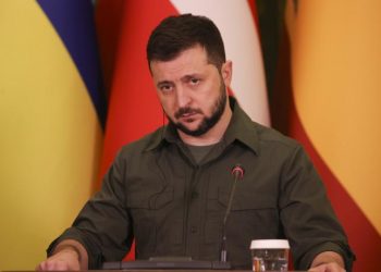 Estoy dispuesto a hablar con Putin, pero sin ultimátum, asegura Zelenski