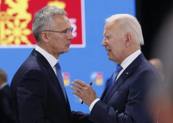 Estados Unidos refuerza su presencia militar en Europa