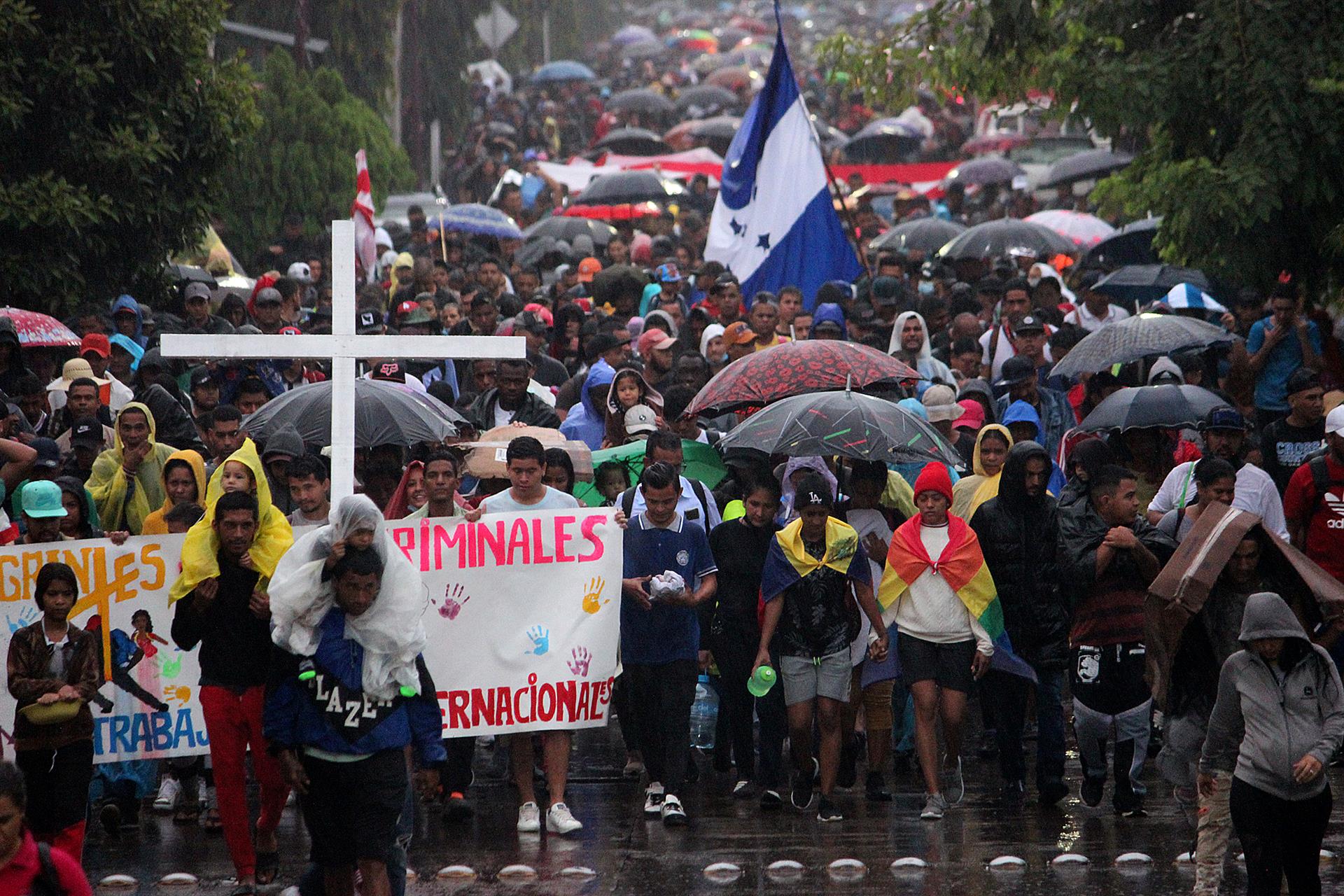 In dita caravana de migrantes sale de Chiapas rumbo a Estados