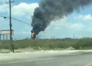 Reportan incendio en refinería de Pemex en Cadereyta