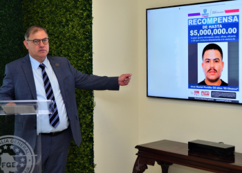 Ofrecen recompensa por El Chueco, presunto homicida de los dos padres jesuitas