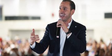 Marko Cortés denuncia en Estrasburgo la "regresión democrática" y la violencia en México