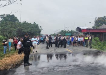 Ecuador cumple una semana de protestas con el primer manifestante fallecido